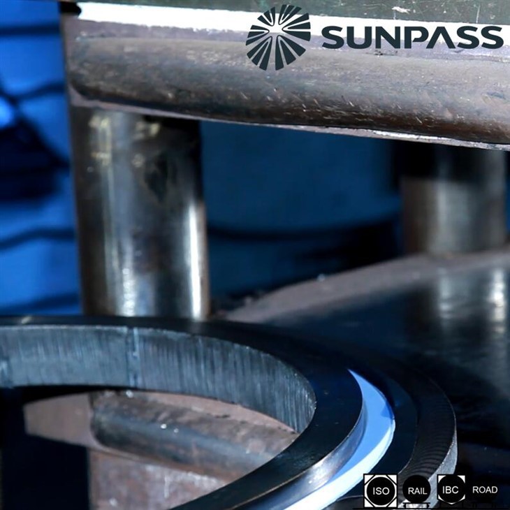 PTFE Outer/EPDM Inner Manlid Gasket